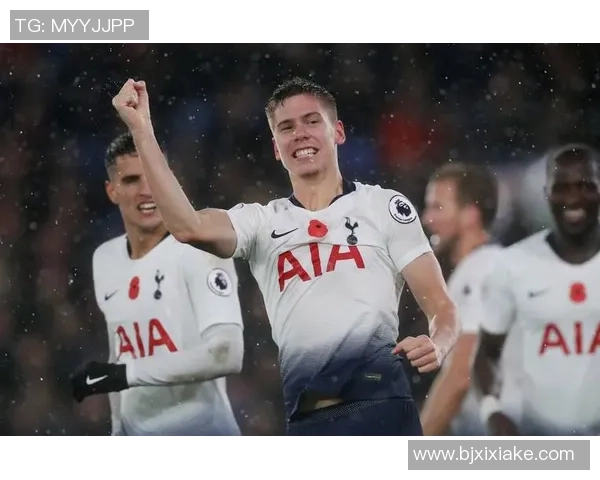 英超激战波尔图小胜热刺帽子戏法引发争议判罚全场沸腾