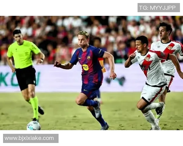 西甲激战曼联与巴萨握手言和红牌事件引发全场热议