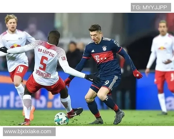 欧联杯巴萨绝杀莱比锡全场沸腾争议判罚引发热议