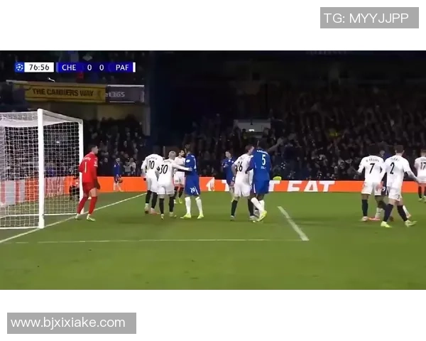 国王杯激战:里昂逆转切尔西全场沸腾精彩瞬间回顾