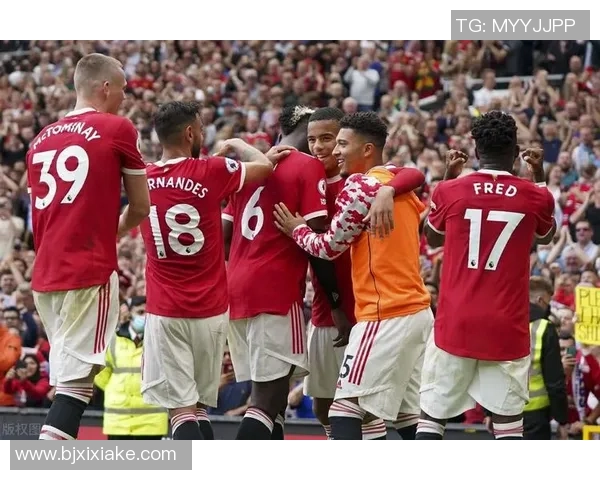 友谊赛精彩对决尤文图斯与曼联战成平局神扑瞬间引发全场热烈反响